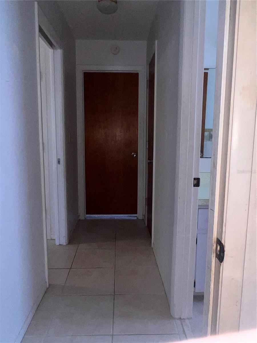 407 BAHAMA RD