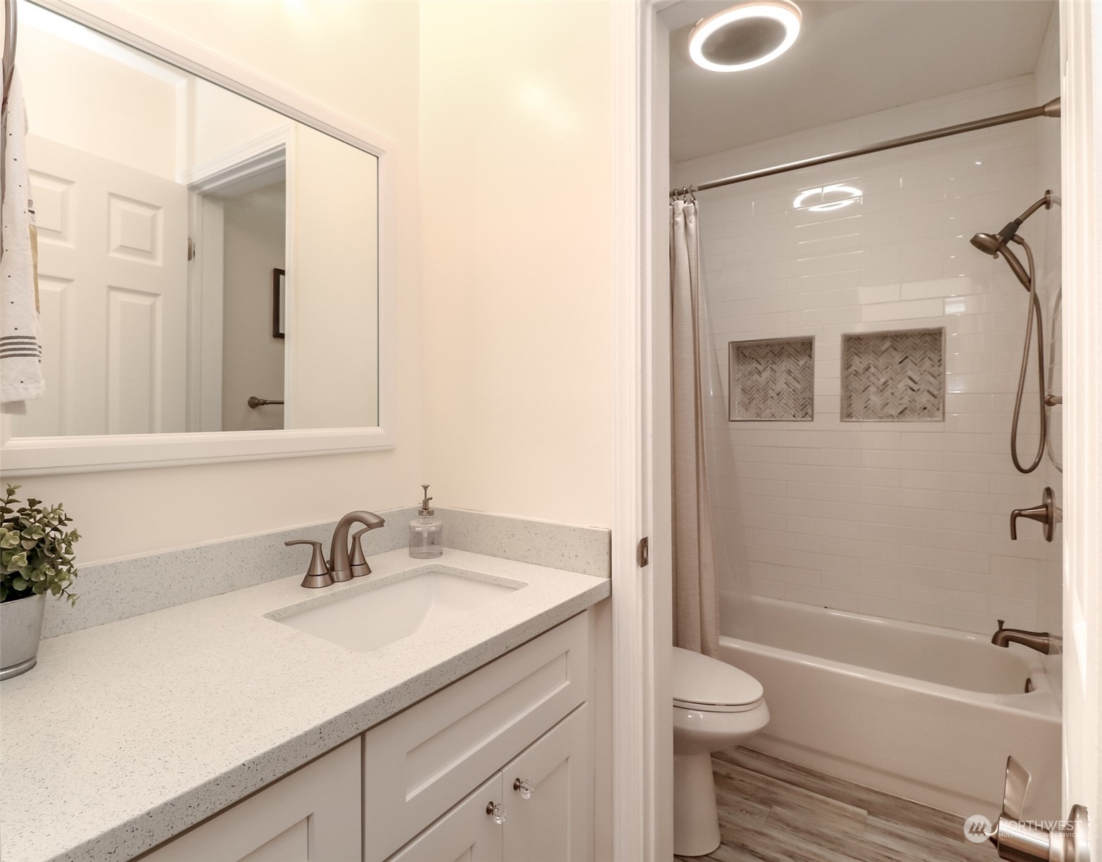 14251 73rd Avenue NE Unit: A101