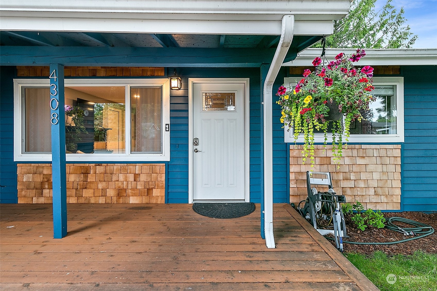 4308 NE 10th Street
