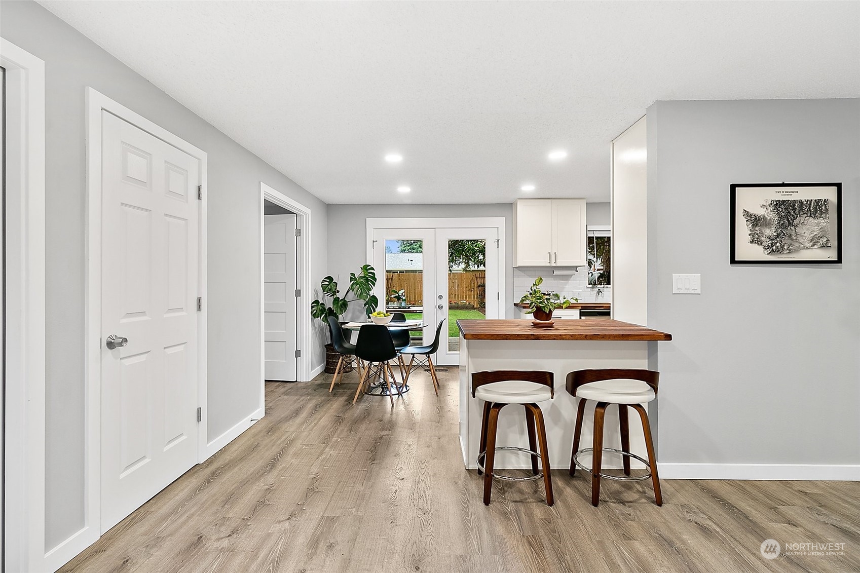 4308 NE 10th Street