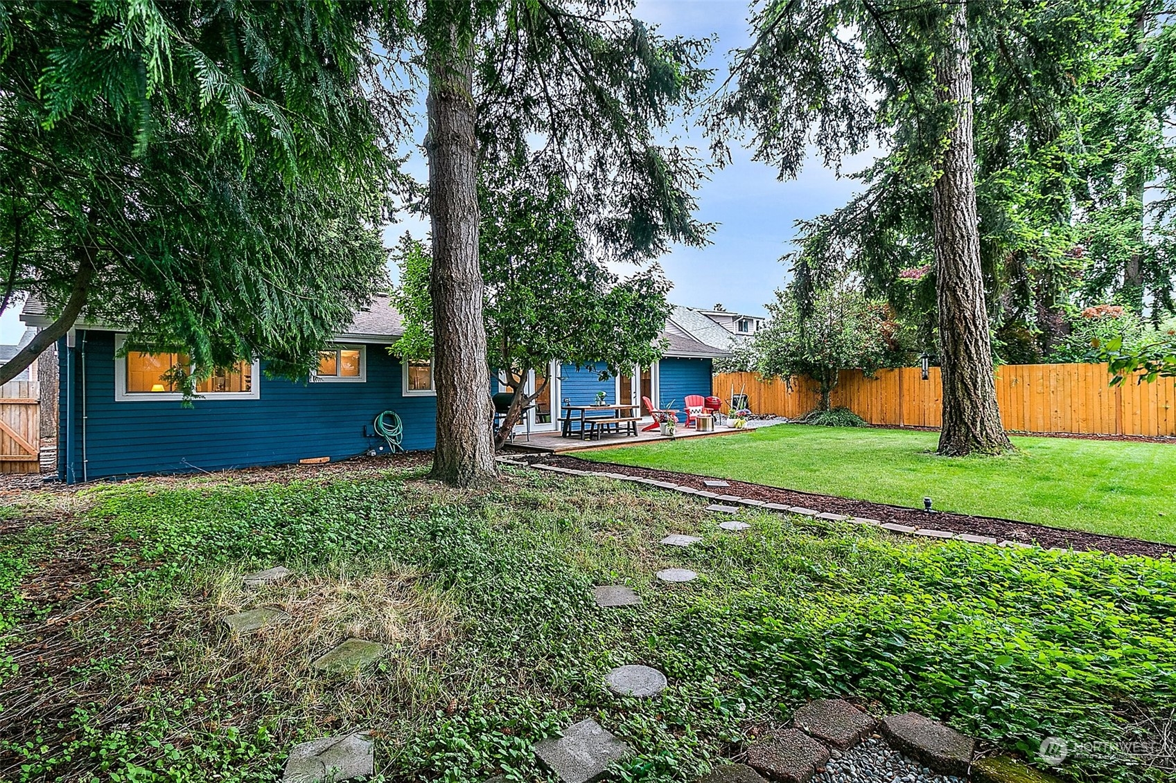 4308 NE 10th Street