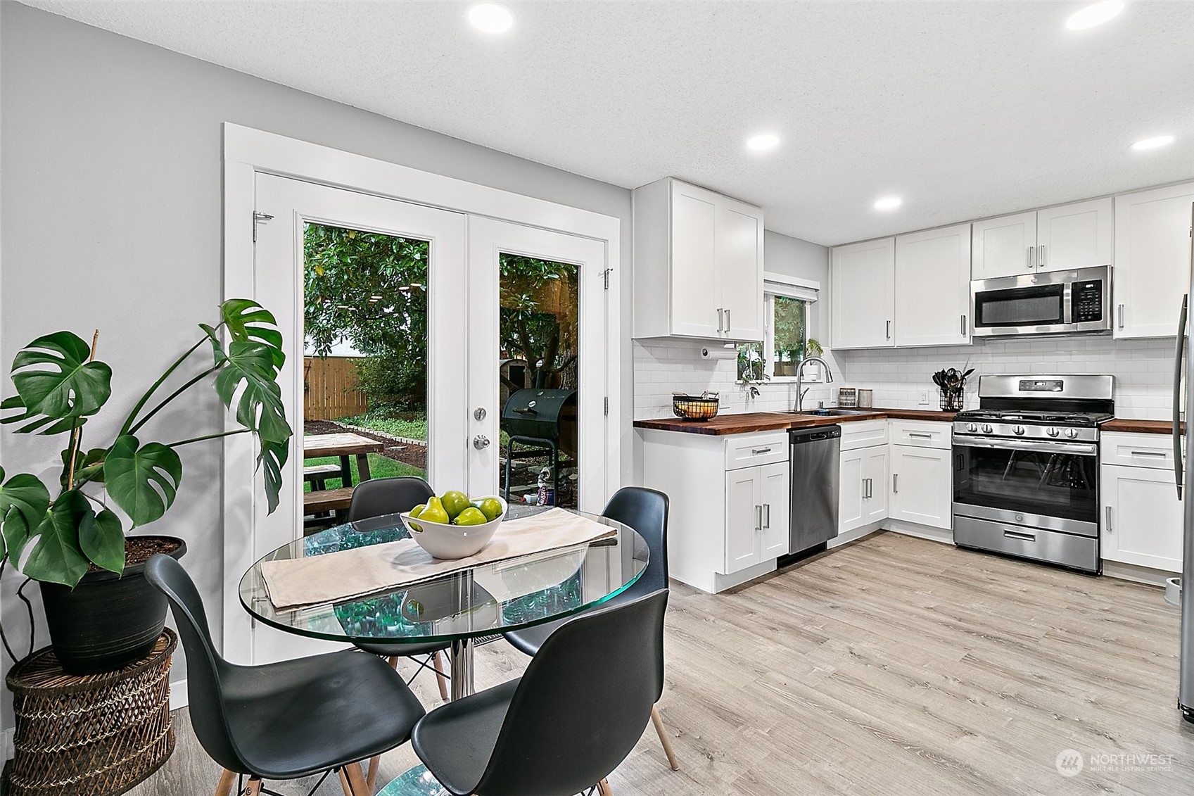 4308 NE 10th Street
