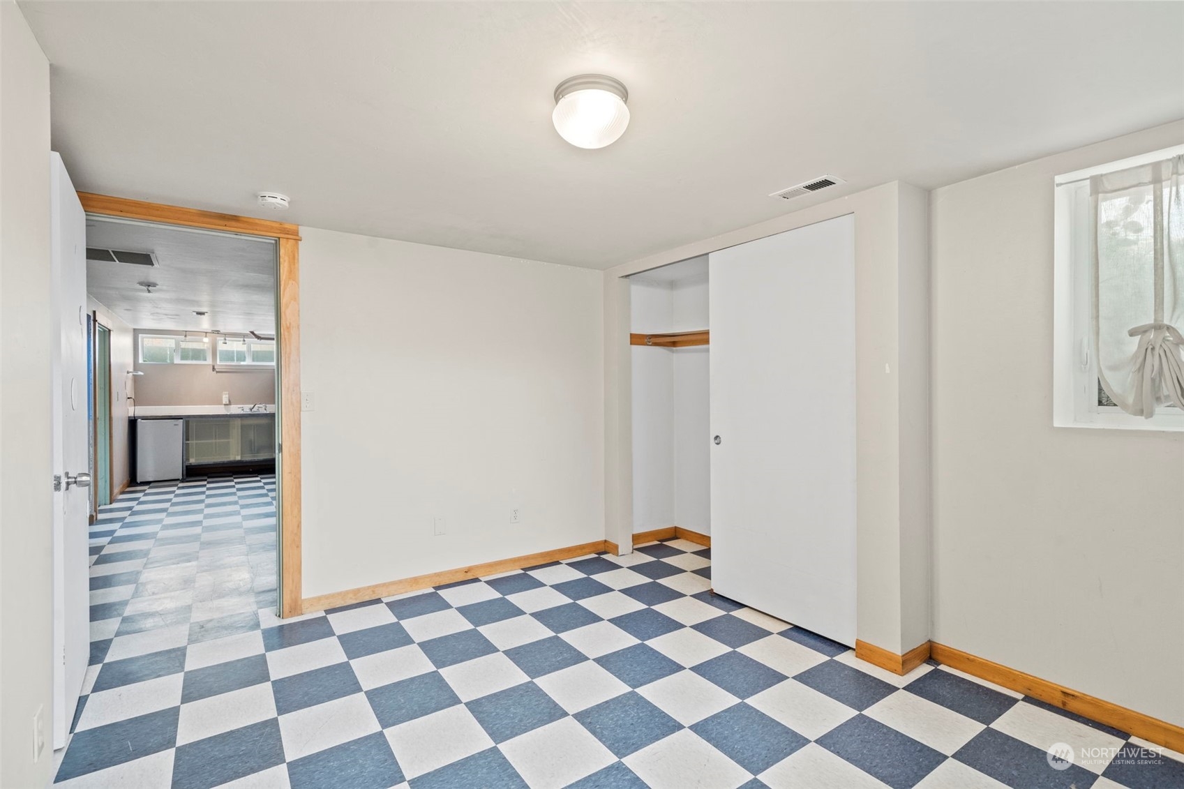 2909 N 11th Street