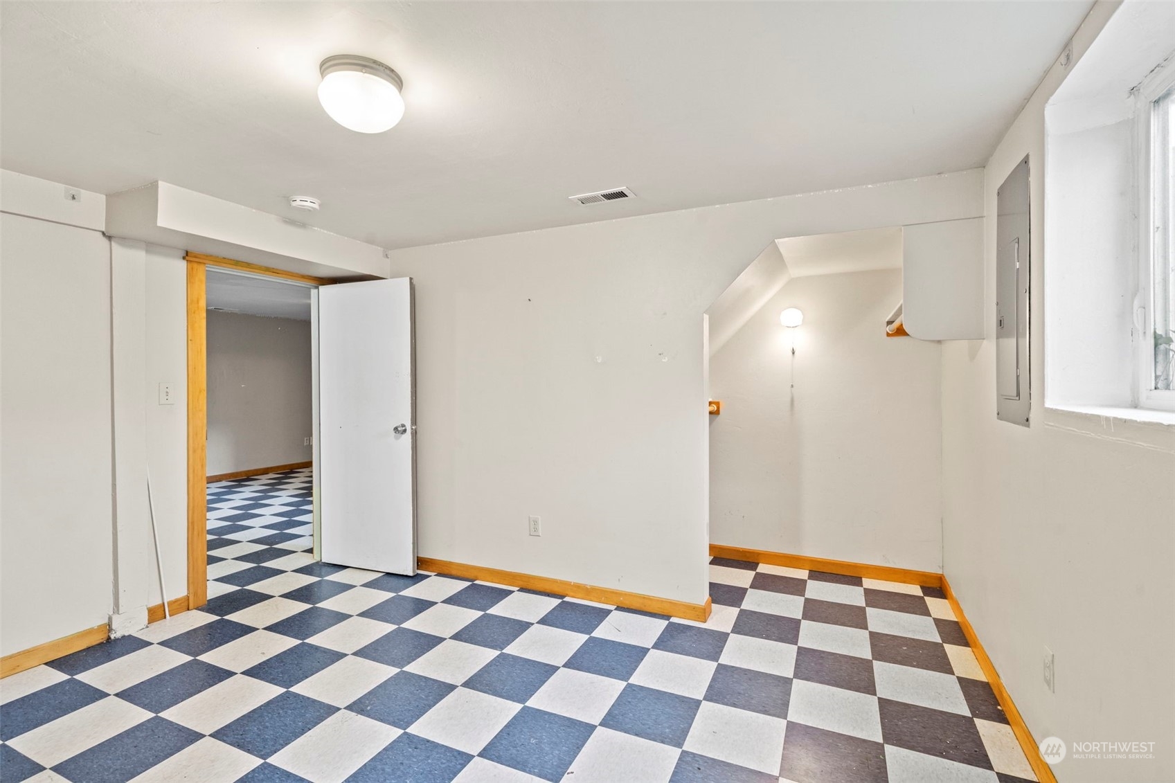 2909 N 11th Street