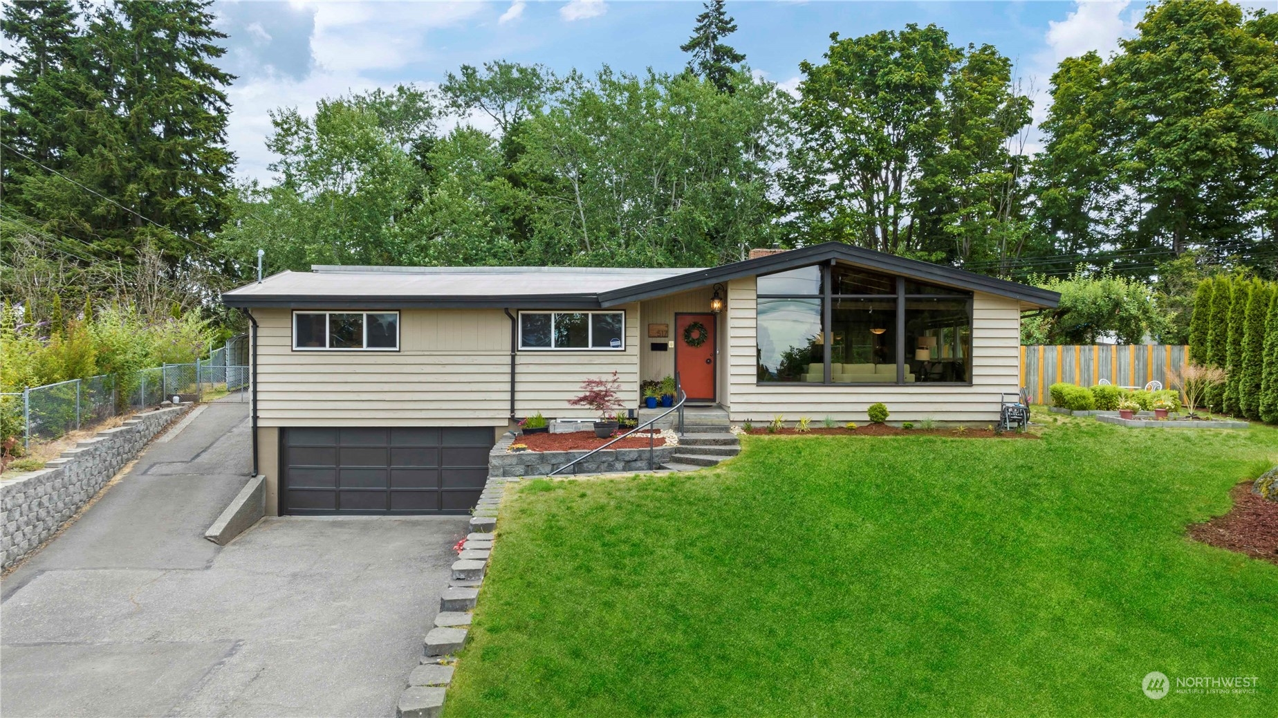 517 Legion Drive