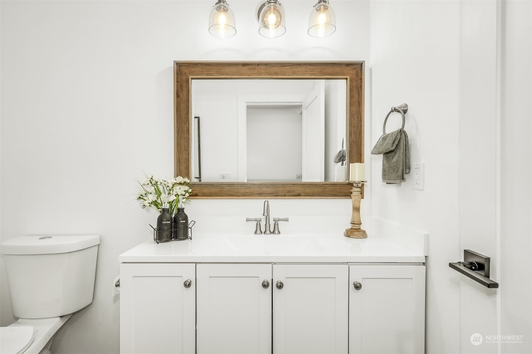 1452 NW 197th Street