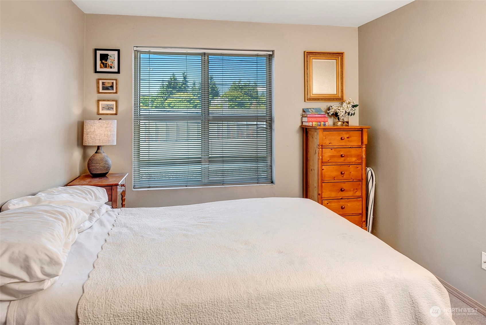 9520 1st Avenue NE Unit: A301