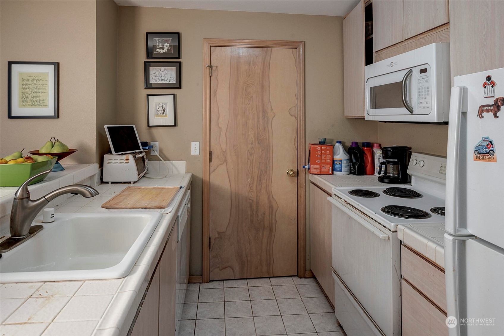 9520 1st Avenue NE Unit: A301