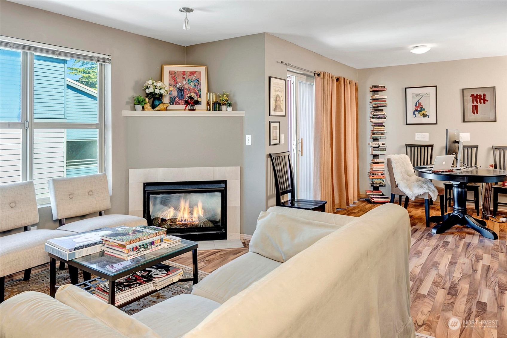 9520 1st Avenue NE Unit: A301
