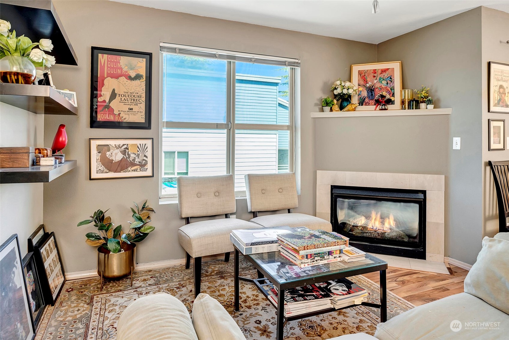 9520 1st Avenue NE Unit: A301