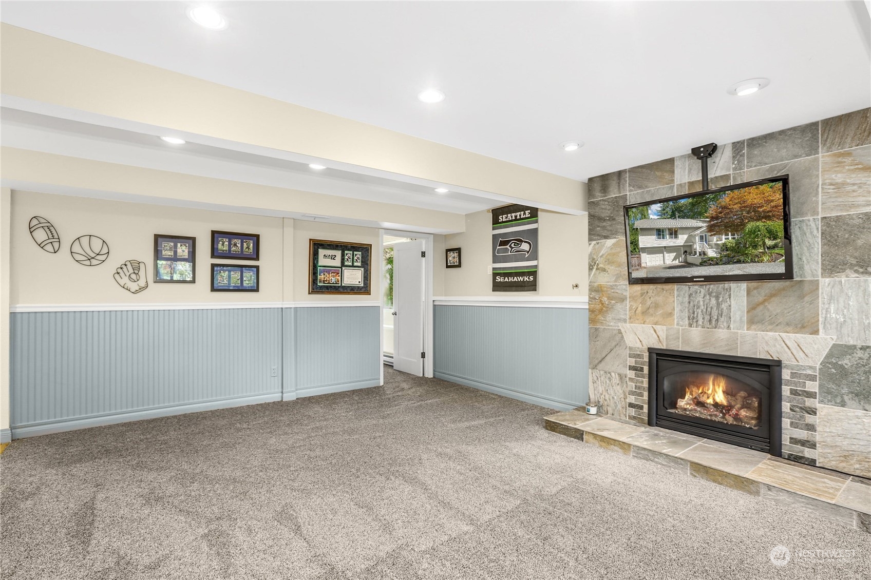 20312 46th Place NE
