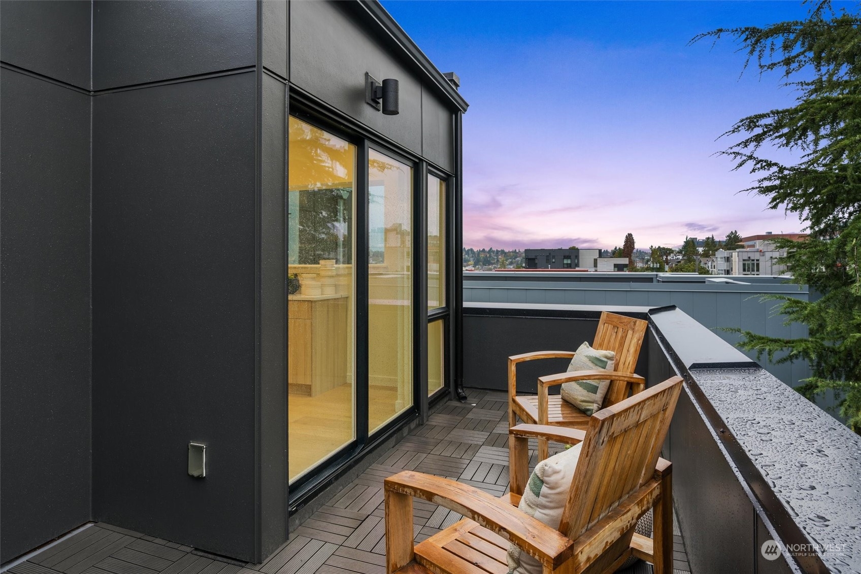 2031 Yale Avenue E Unit: D