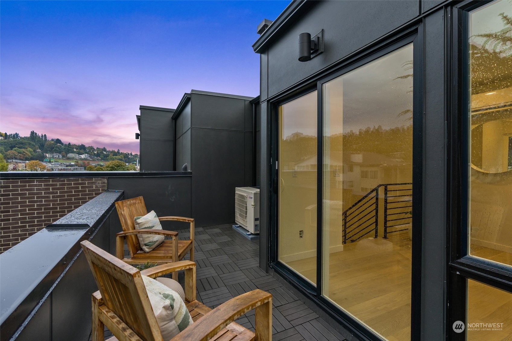 2031 Yale Avenue E Unit: D
