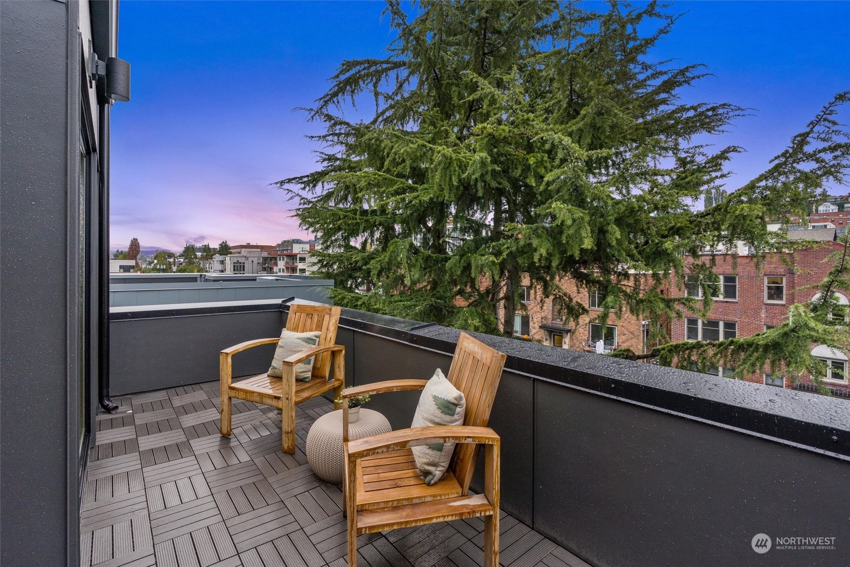 2031 Yale Avenue E Unit: D