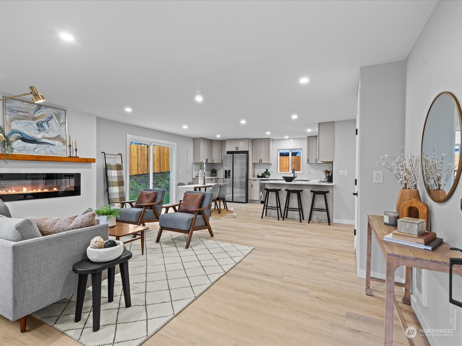 13063 Ambaum Boulevard SW