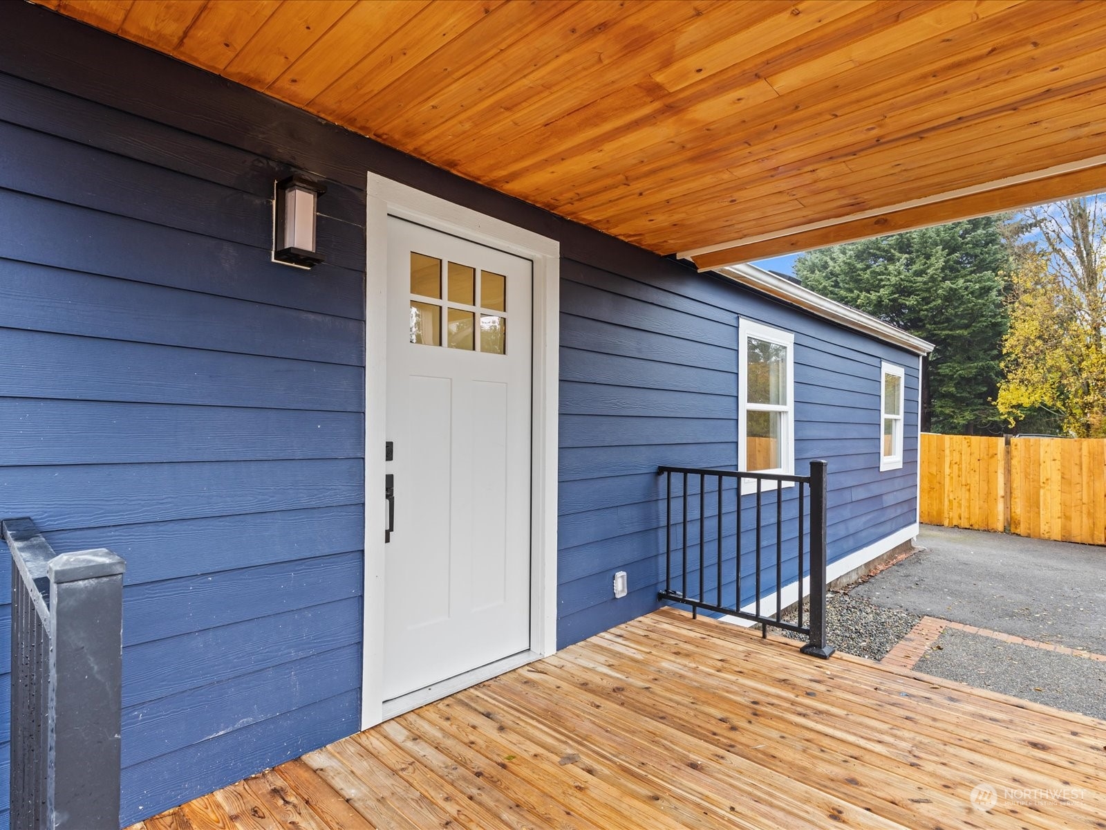 13063 Ambaum Boulevard SW