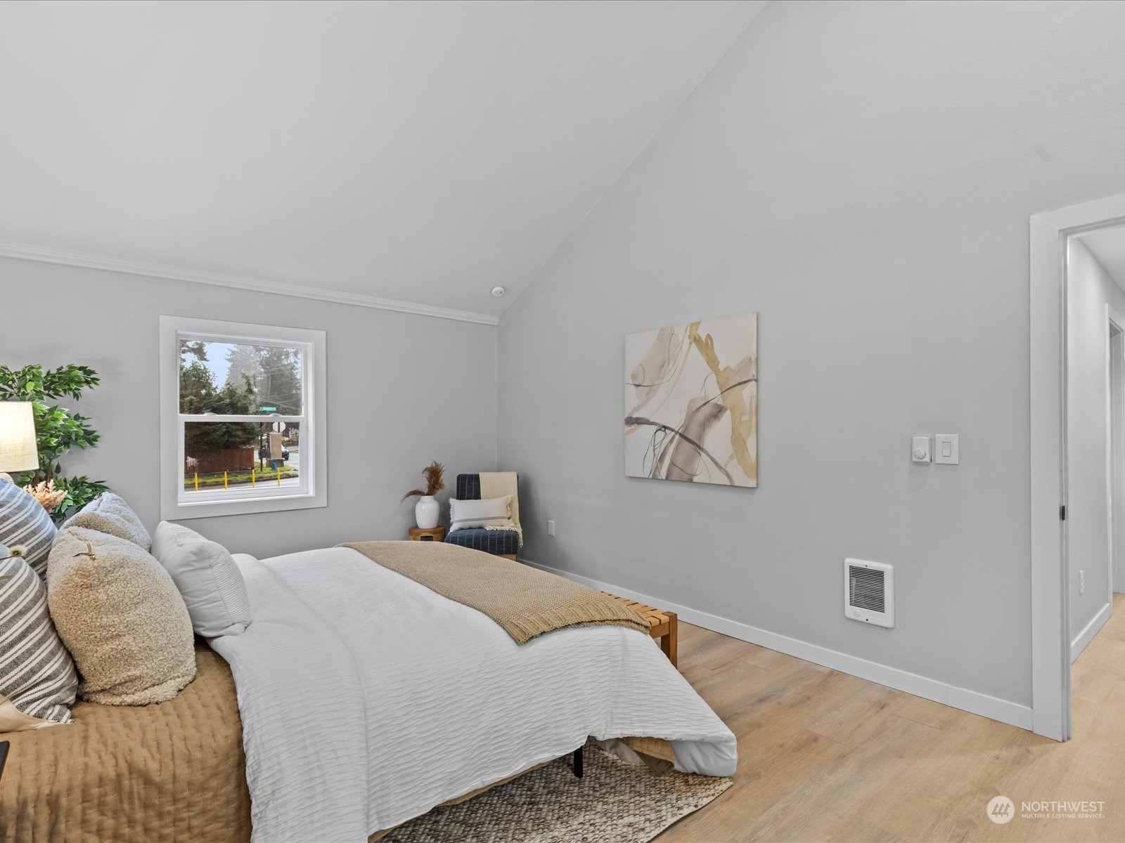 13063 Ambaum Boulevard SW
