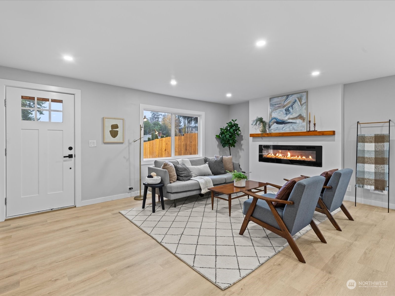 13063 Ambaum Boulevard SW