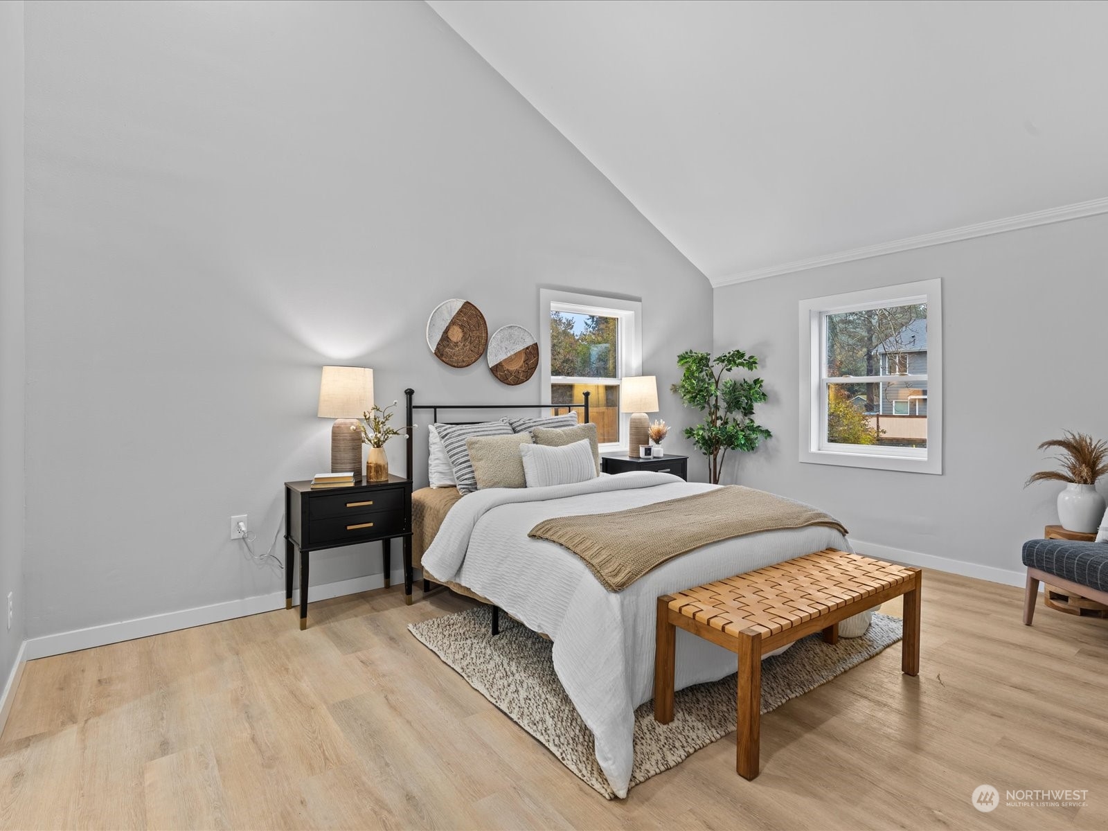 13063 Ambaum Boulevard SW
