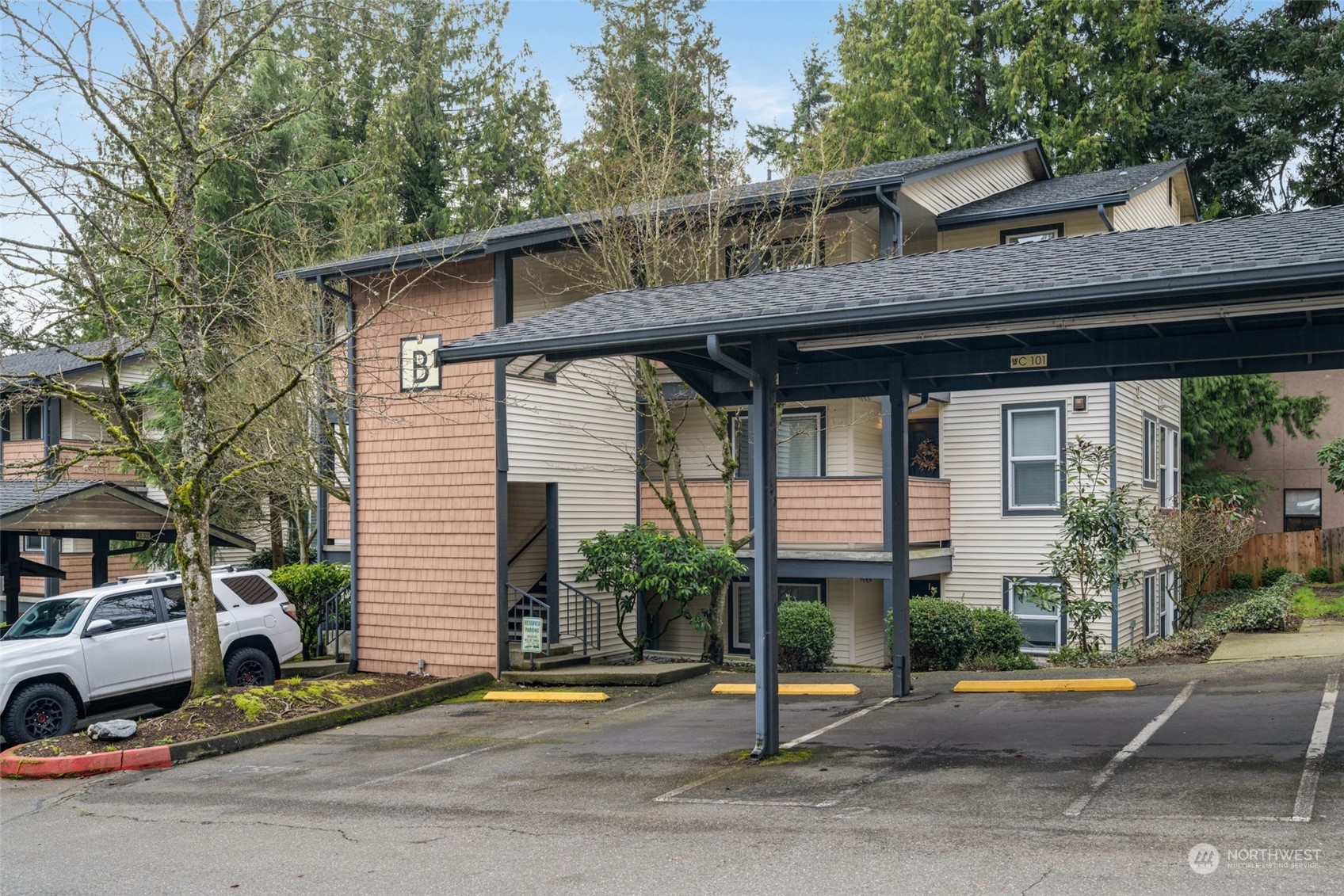 8615 238th Street SW Unit: B101