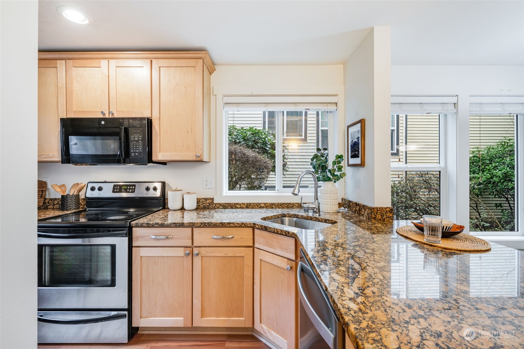 8615 238th Street SW Unit: B101