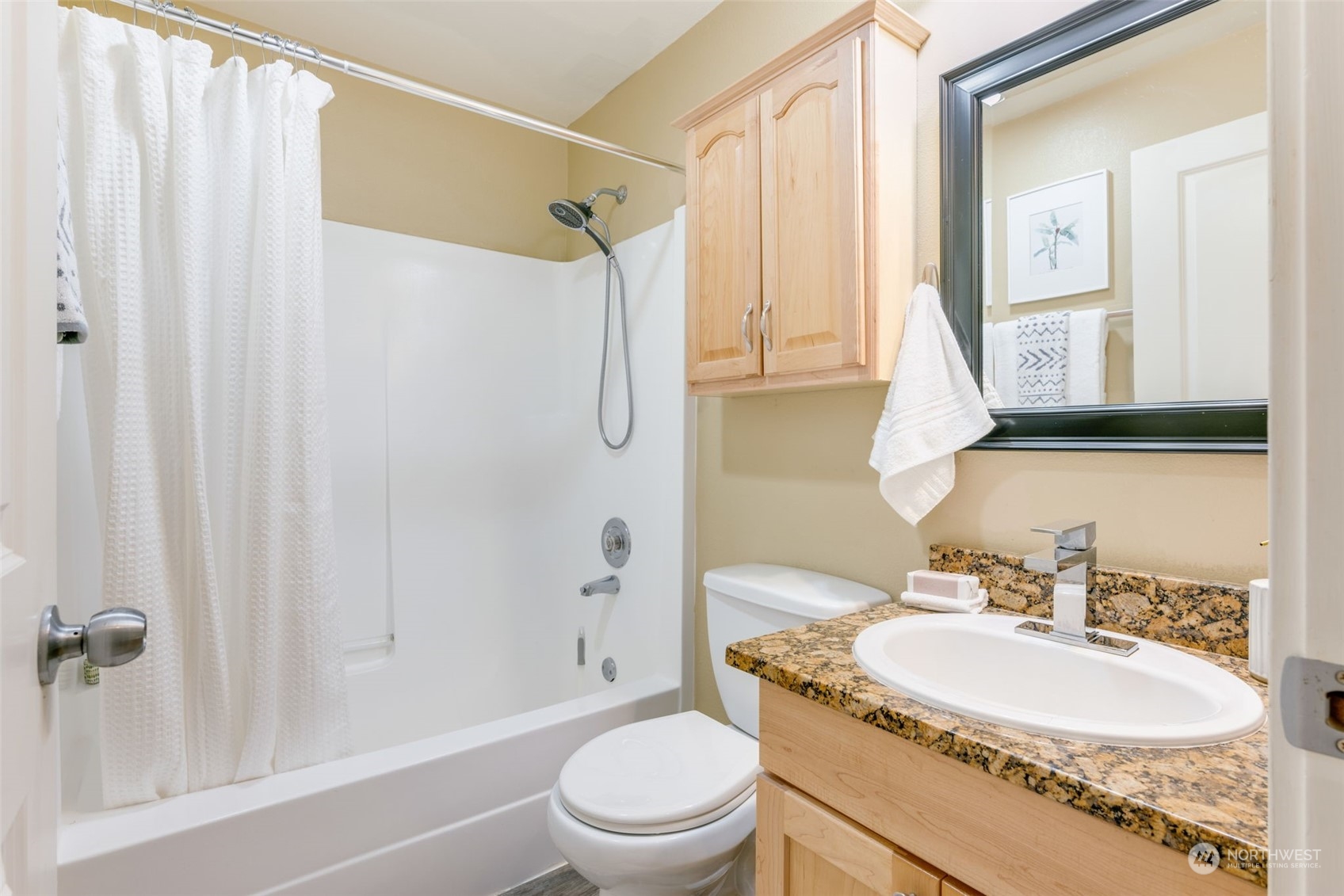 8615 238th Street SW Unit: B101