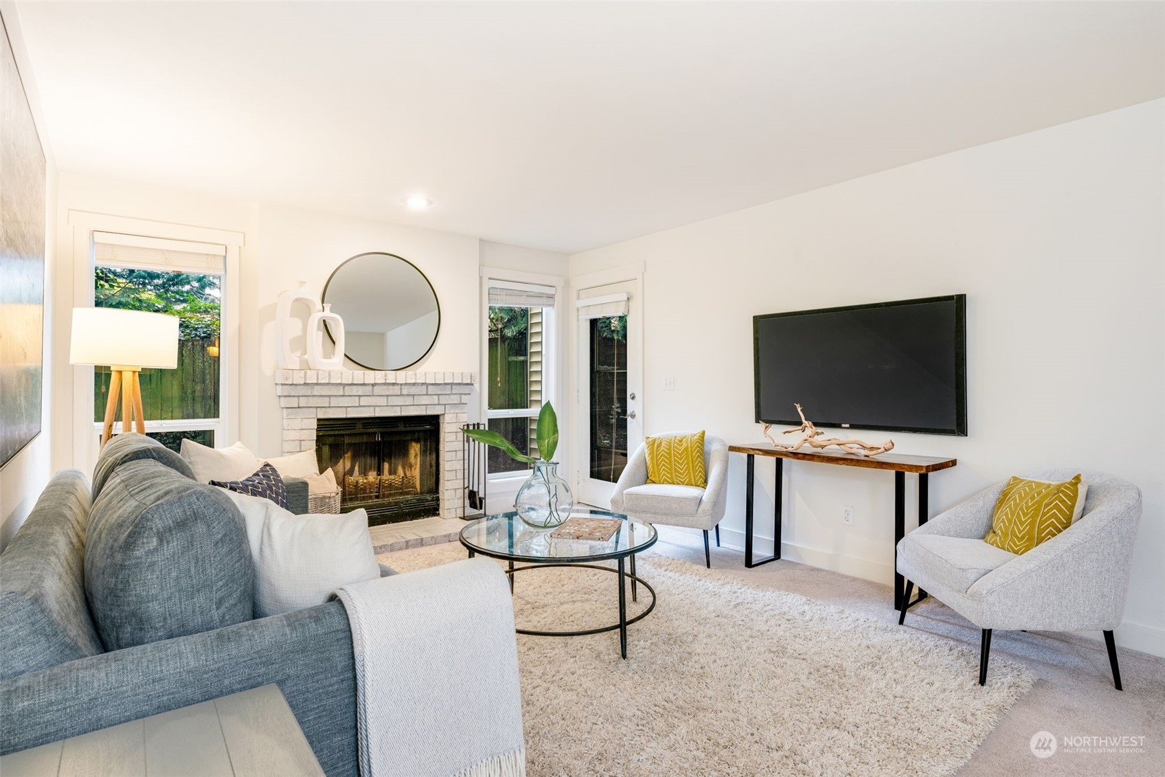8615 238th Street SW Unit: B101
