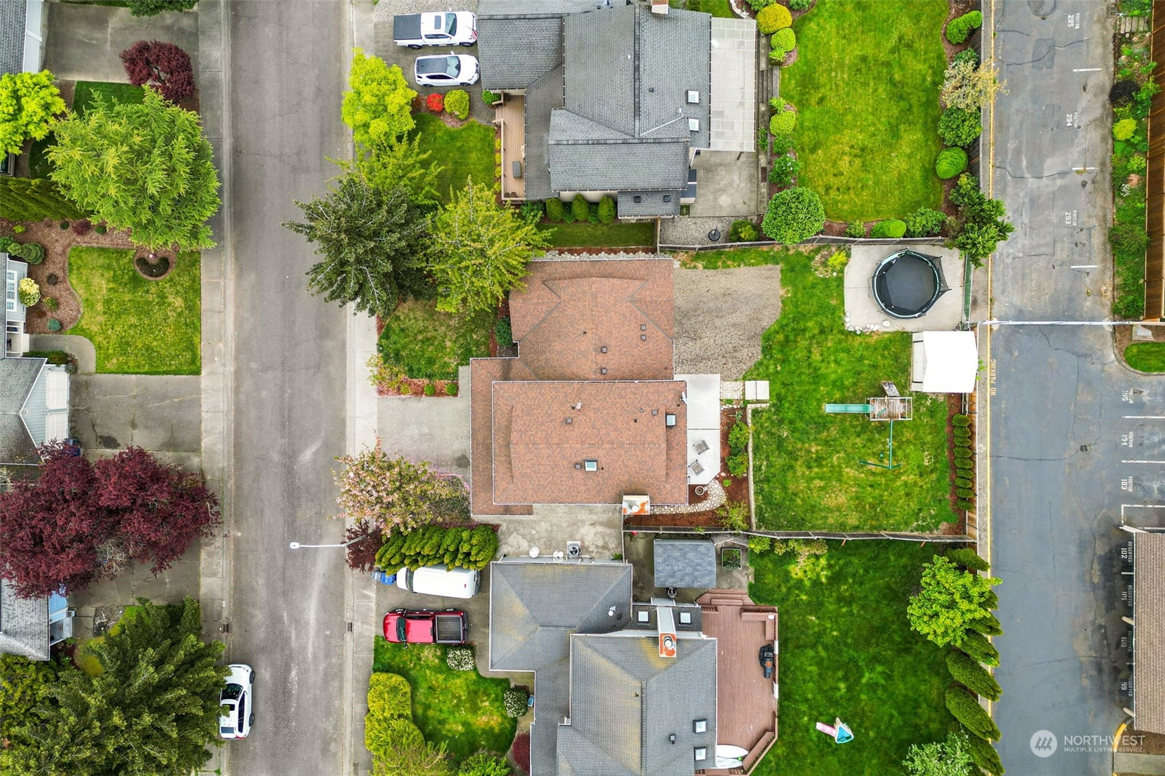 1313 S 236th Place