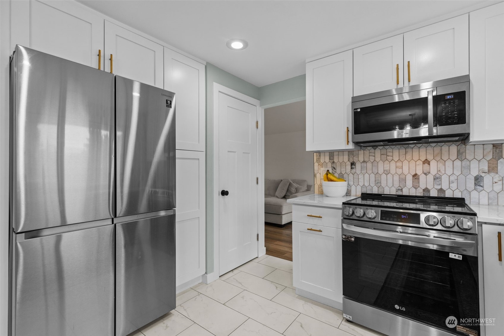 1313 S 236th Place