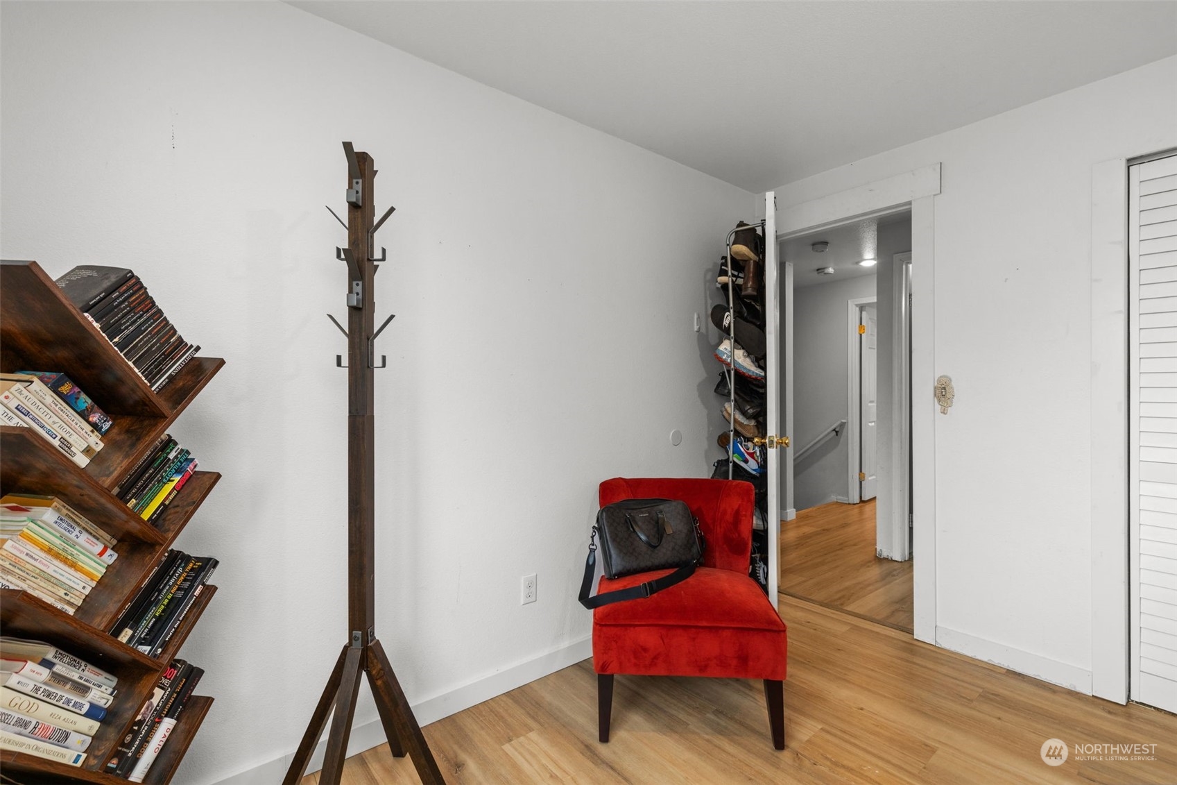 1313 S 236th Place