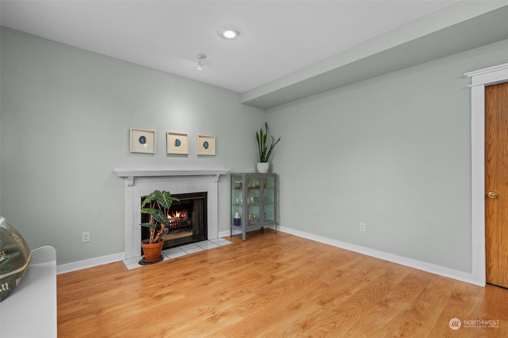 1313 S 236th Place