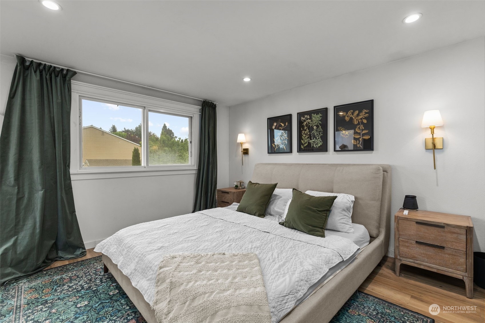 1313 S 236th Place