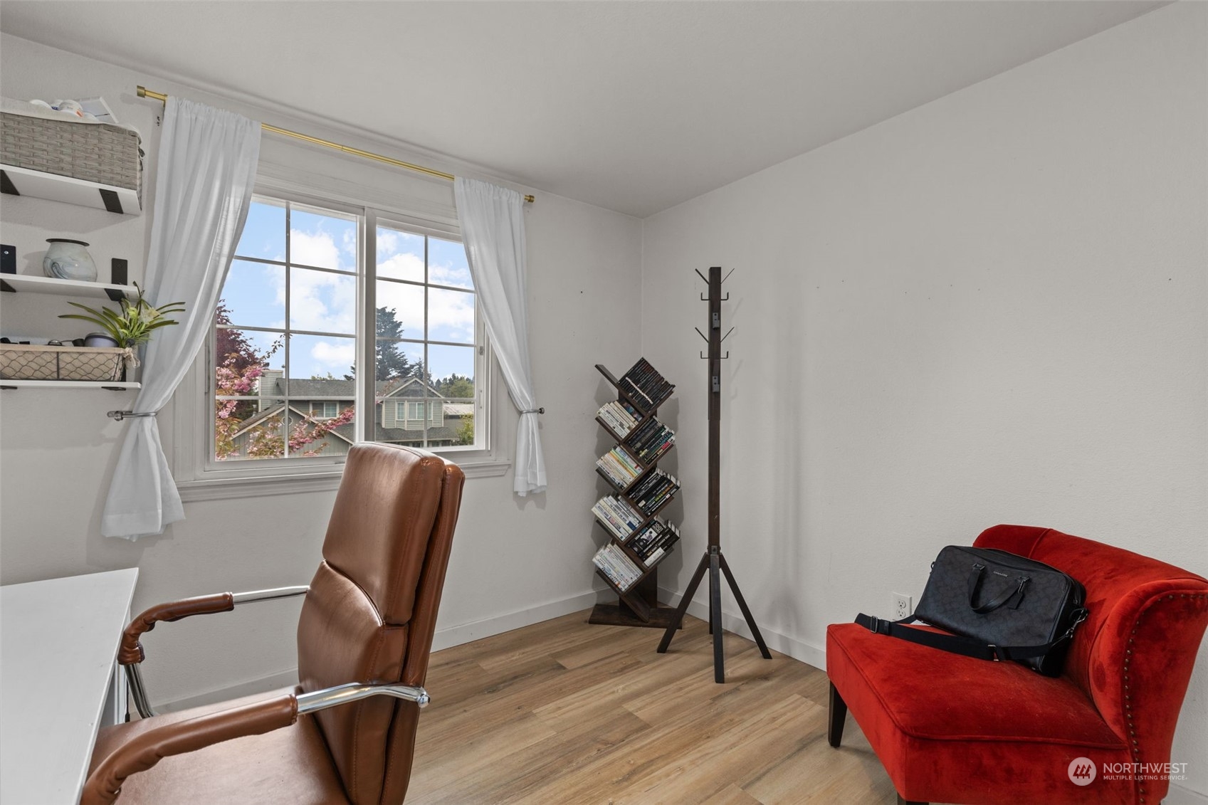 1313 S 236th Place