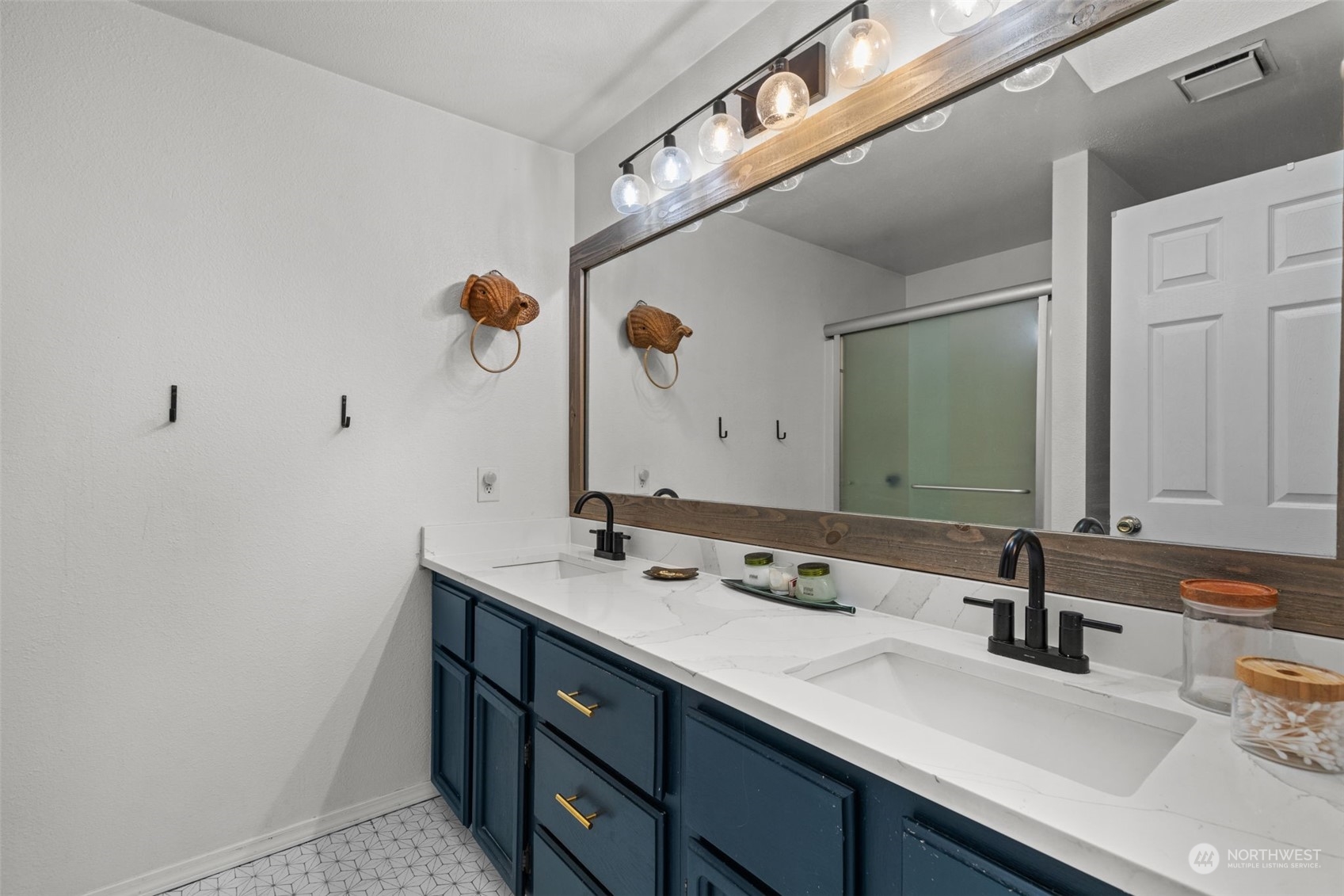 1313 S 236th Place
