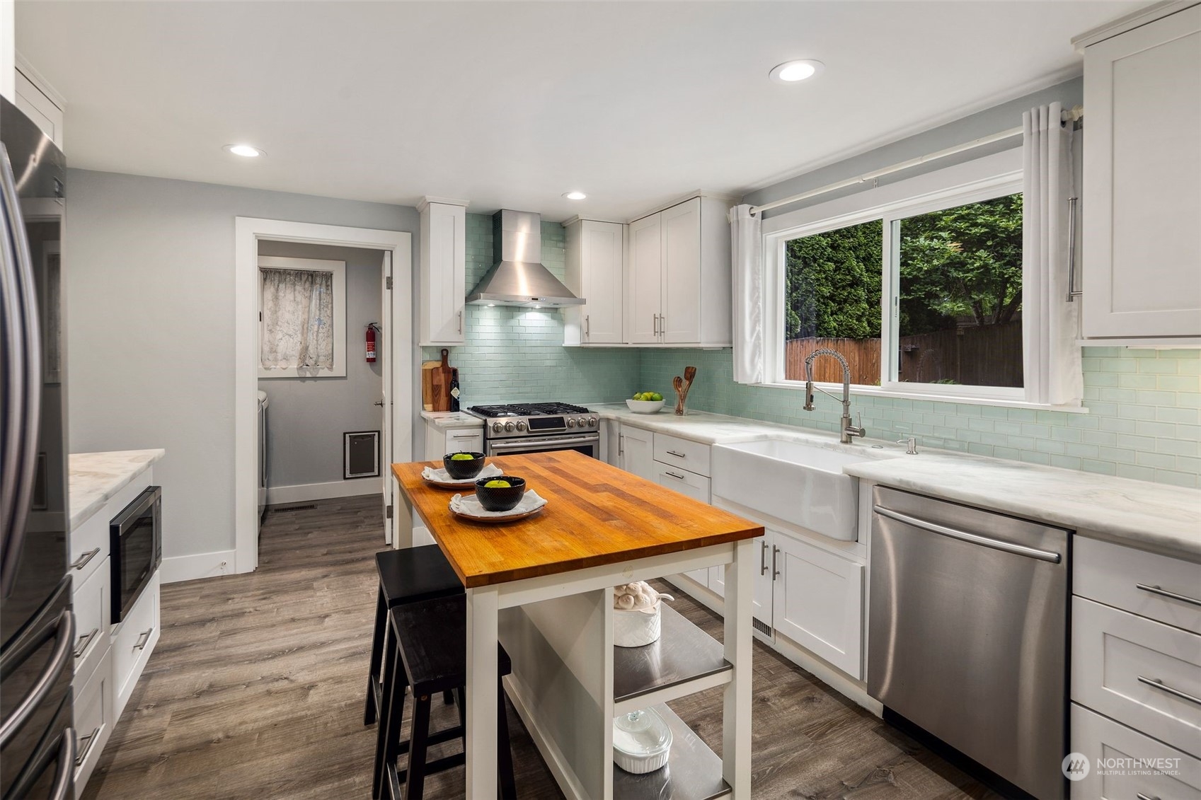 10728 NE 114th Place