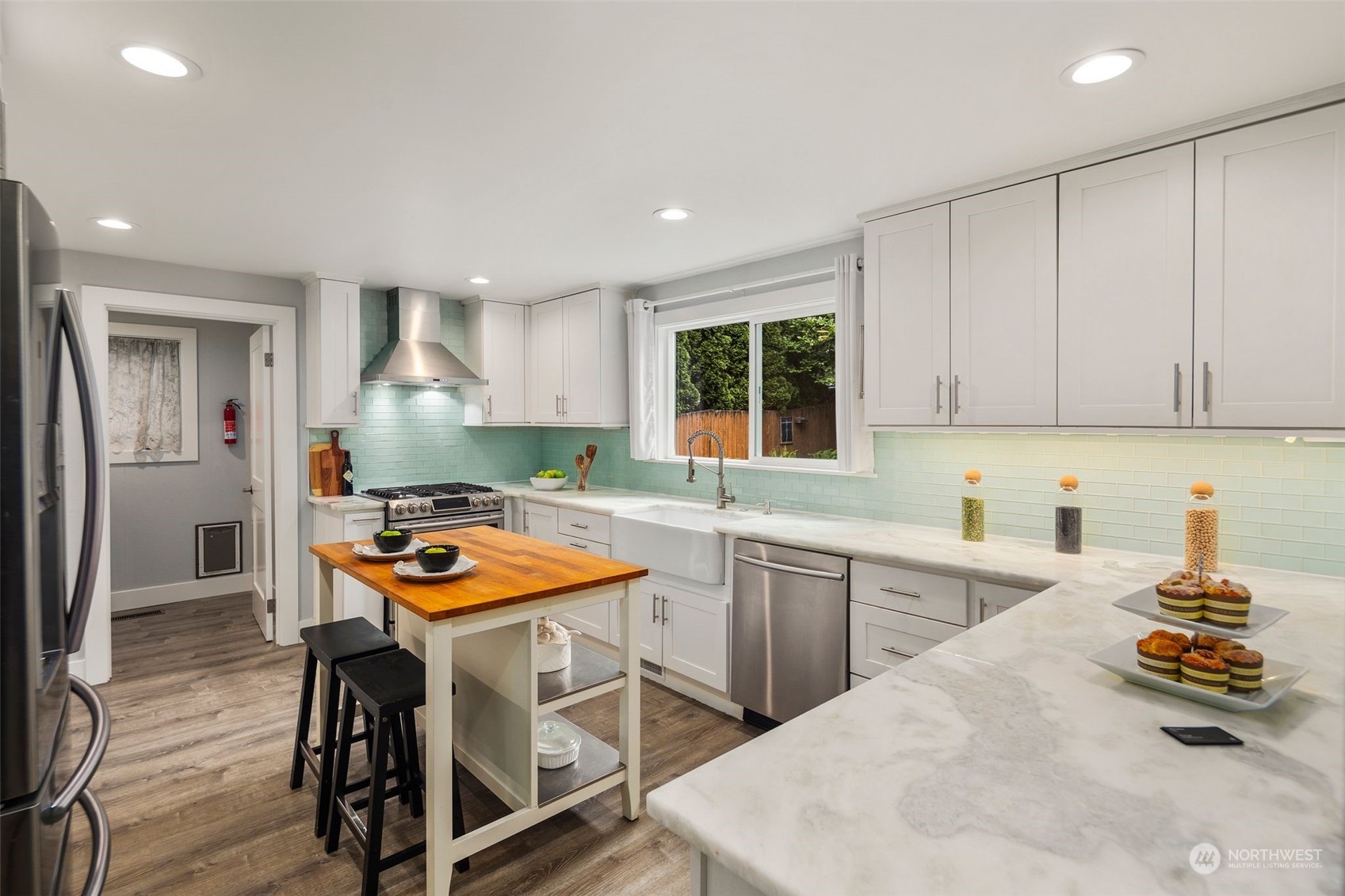 10728 NE 114th Place