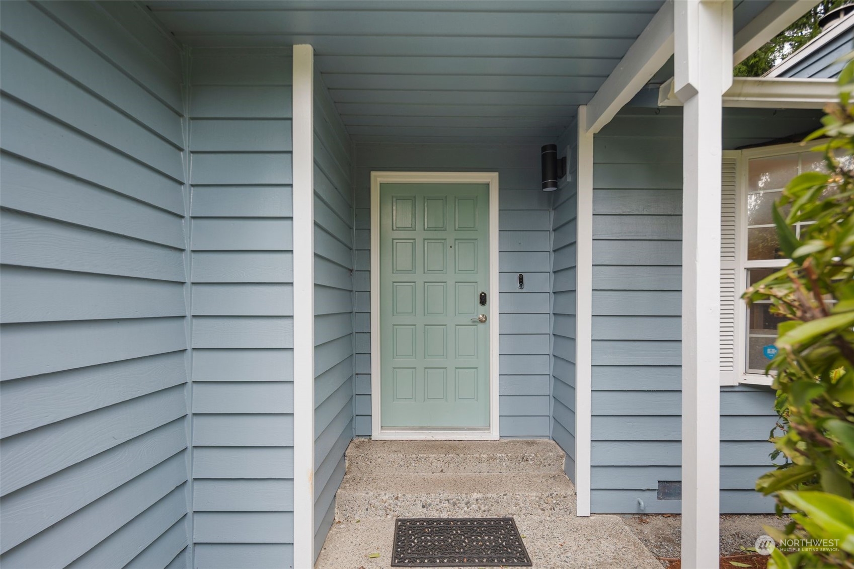 10728 NE 114th Place
