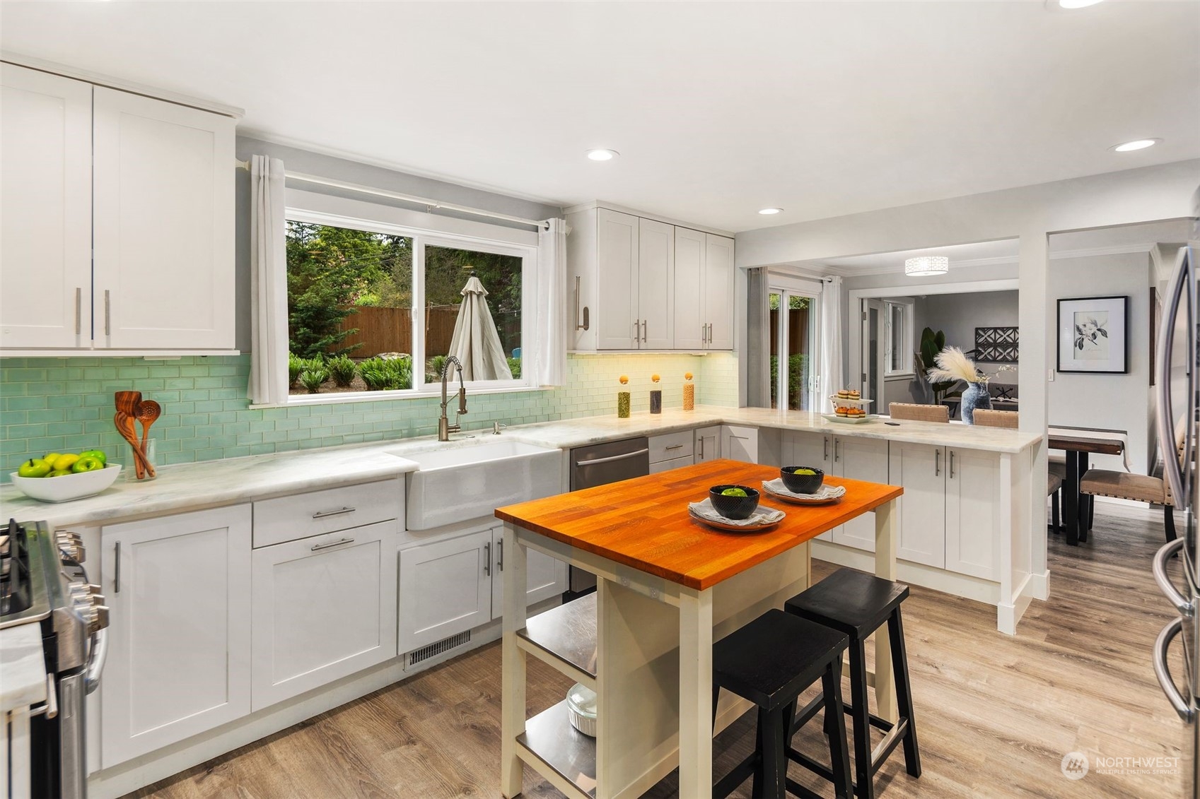 10728 NE 114th Place