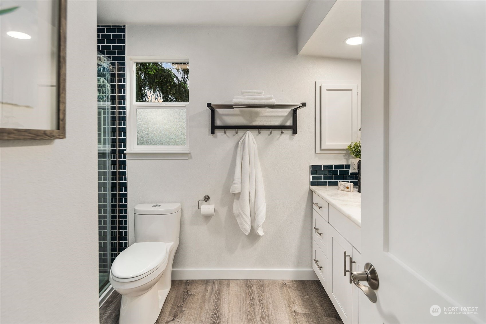 10728 NE 114th Place