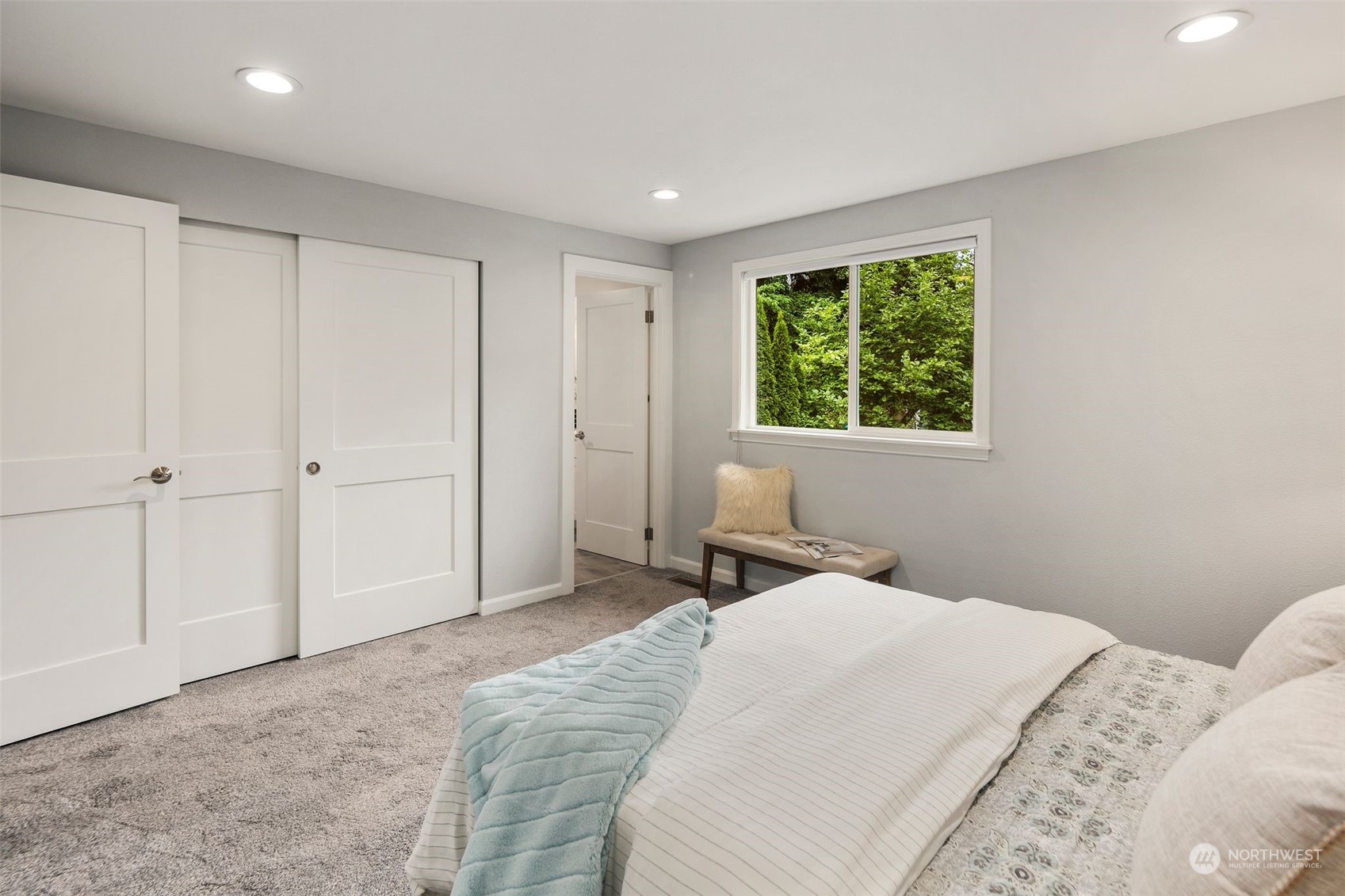 10728 NE 114th Place