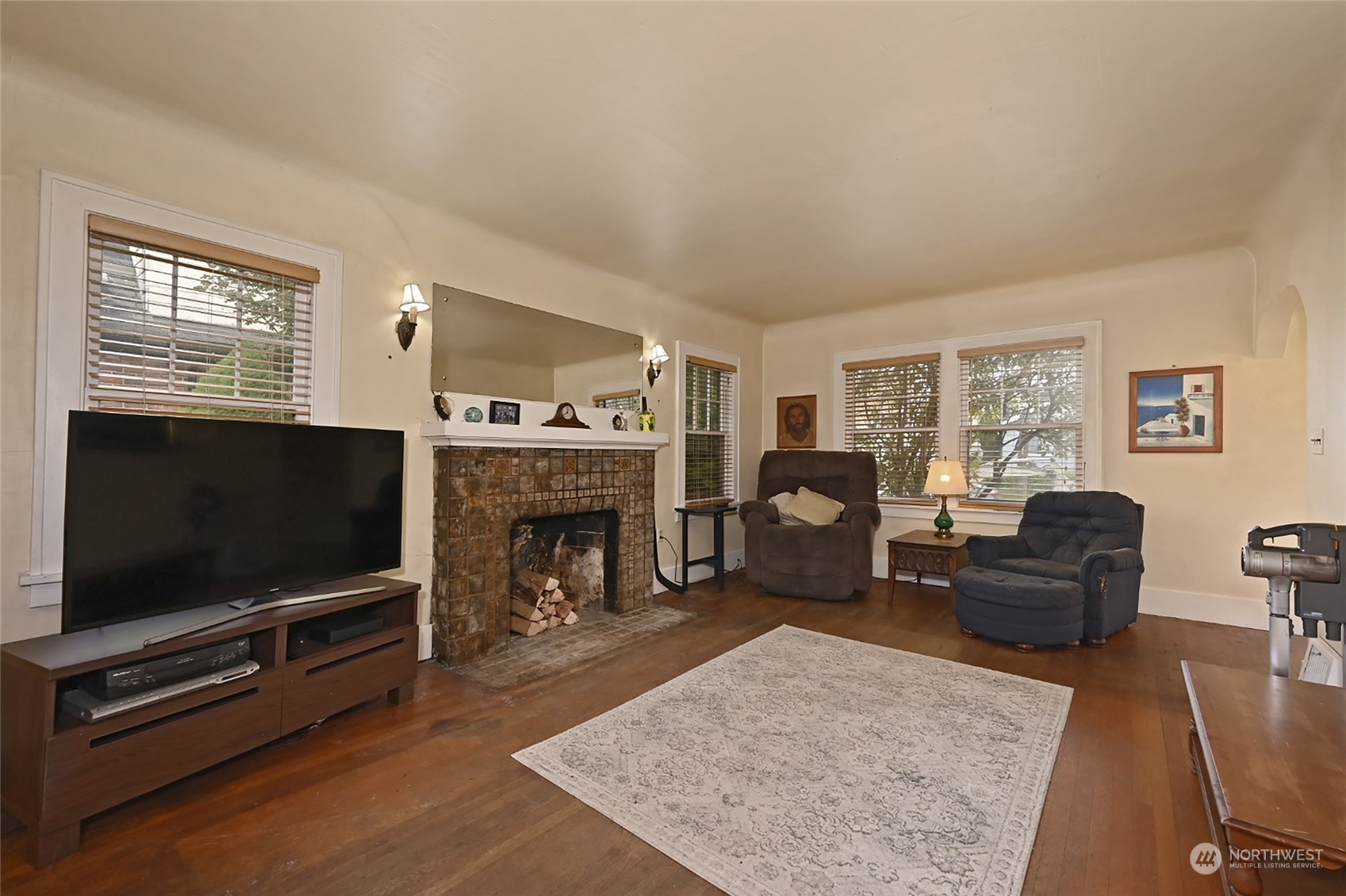 807 NE 80th Street