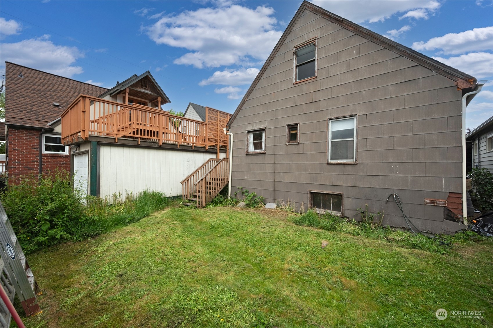 807 NE 80th Street