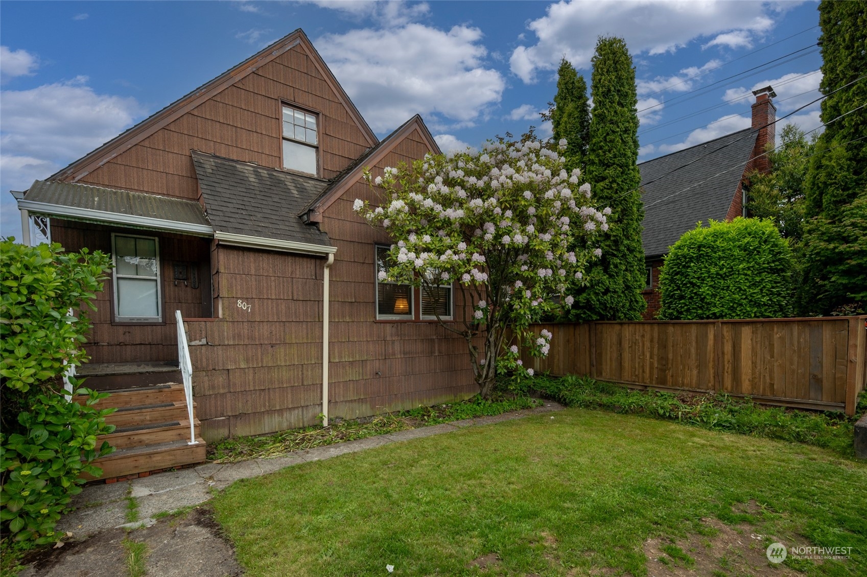 807 NE 80th Street