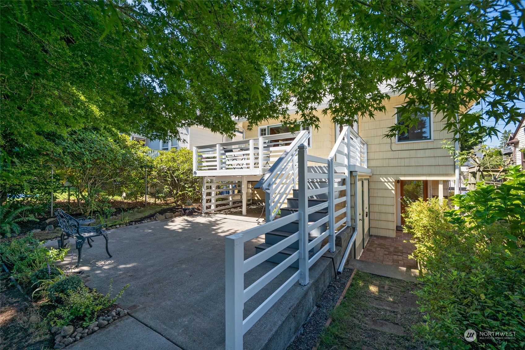 2450 4th Avenue W