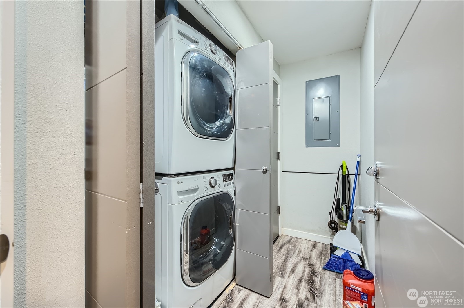 1045 NE 115th Street