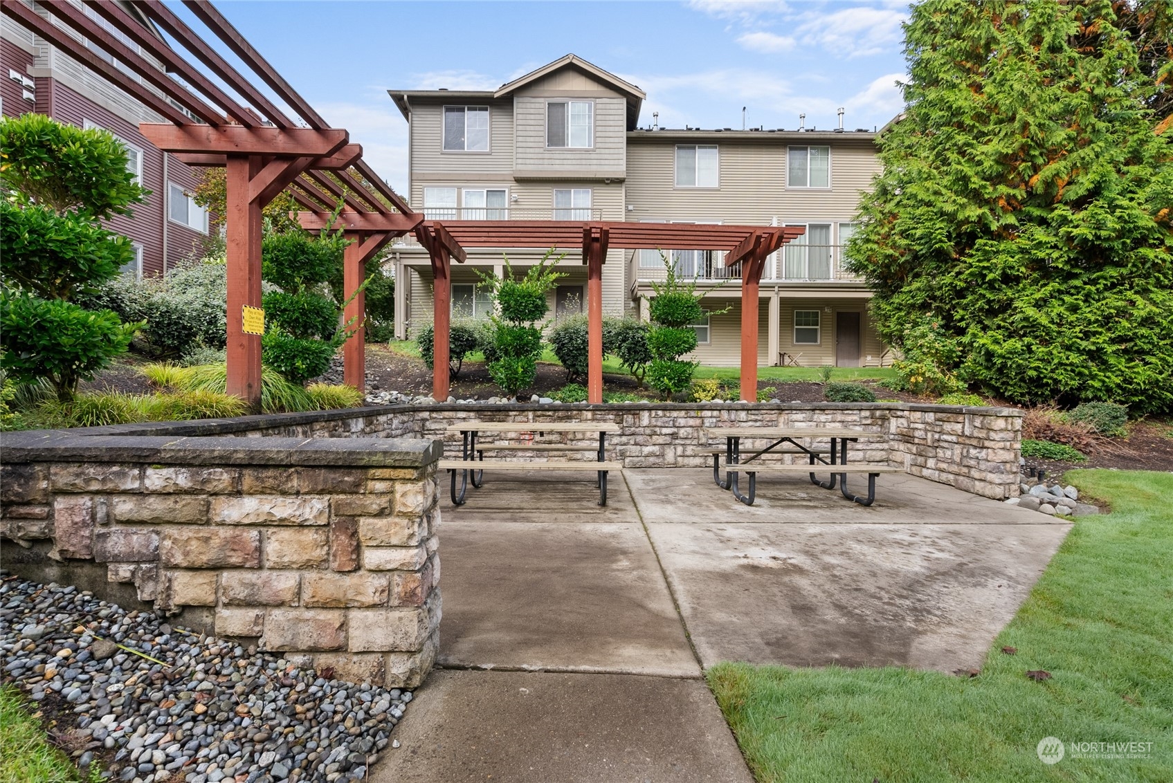 15325 SE 155th Place Unit: H4