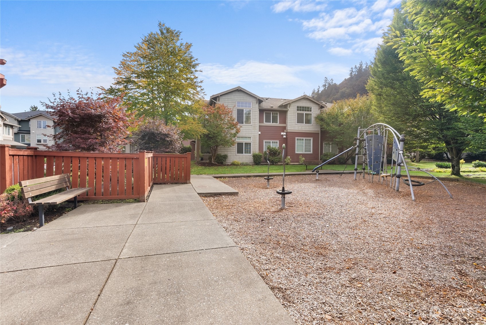15325 SE 155th Place Unit: H4