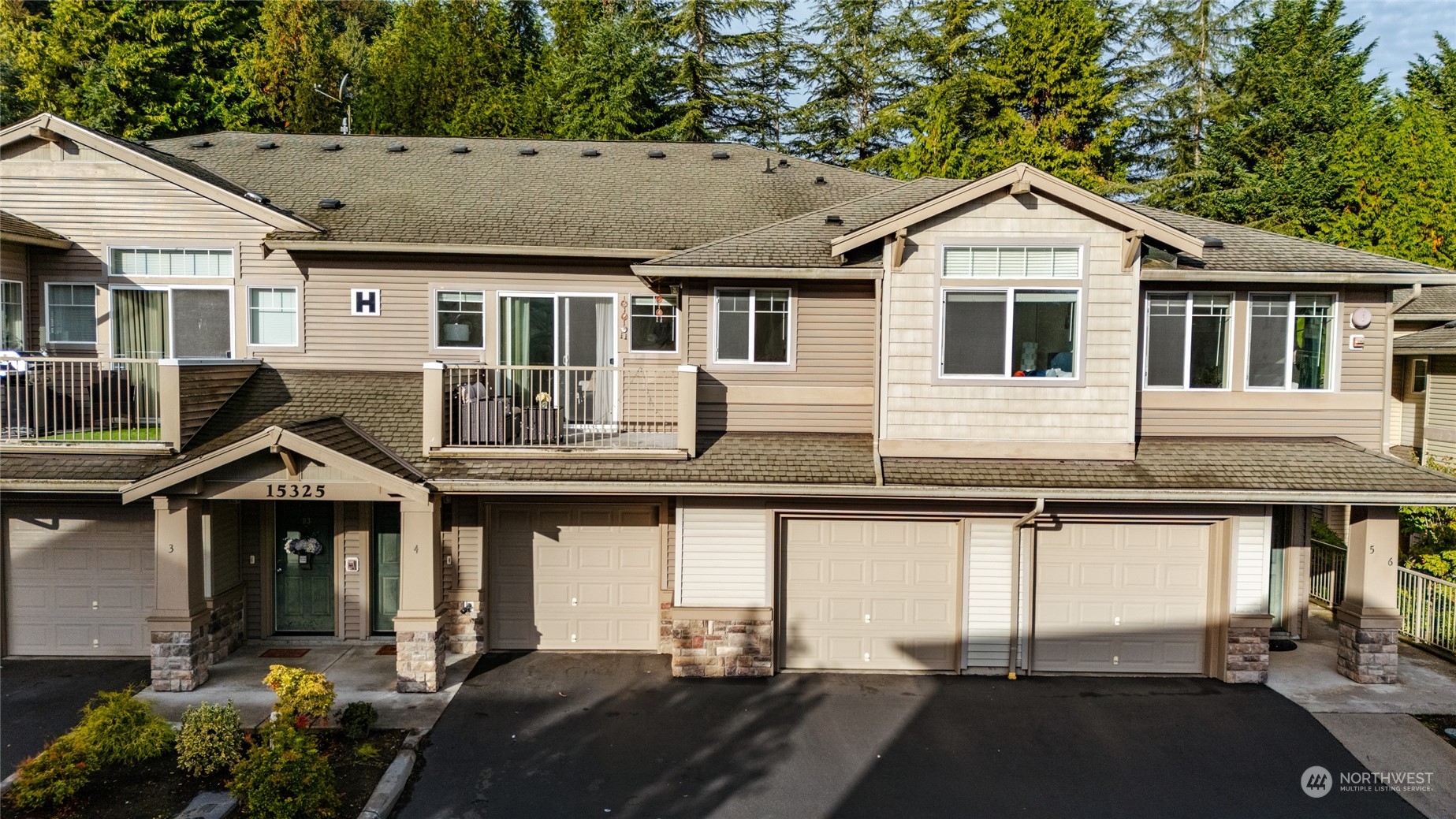15325 SE 155th Place Unit: H4