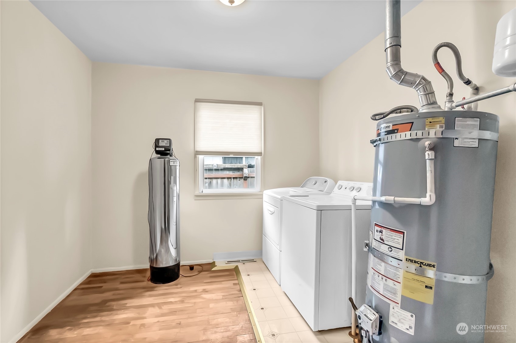 4605 S American Lake Boulevard