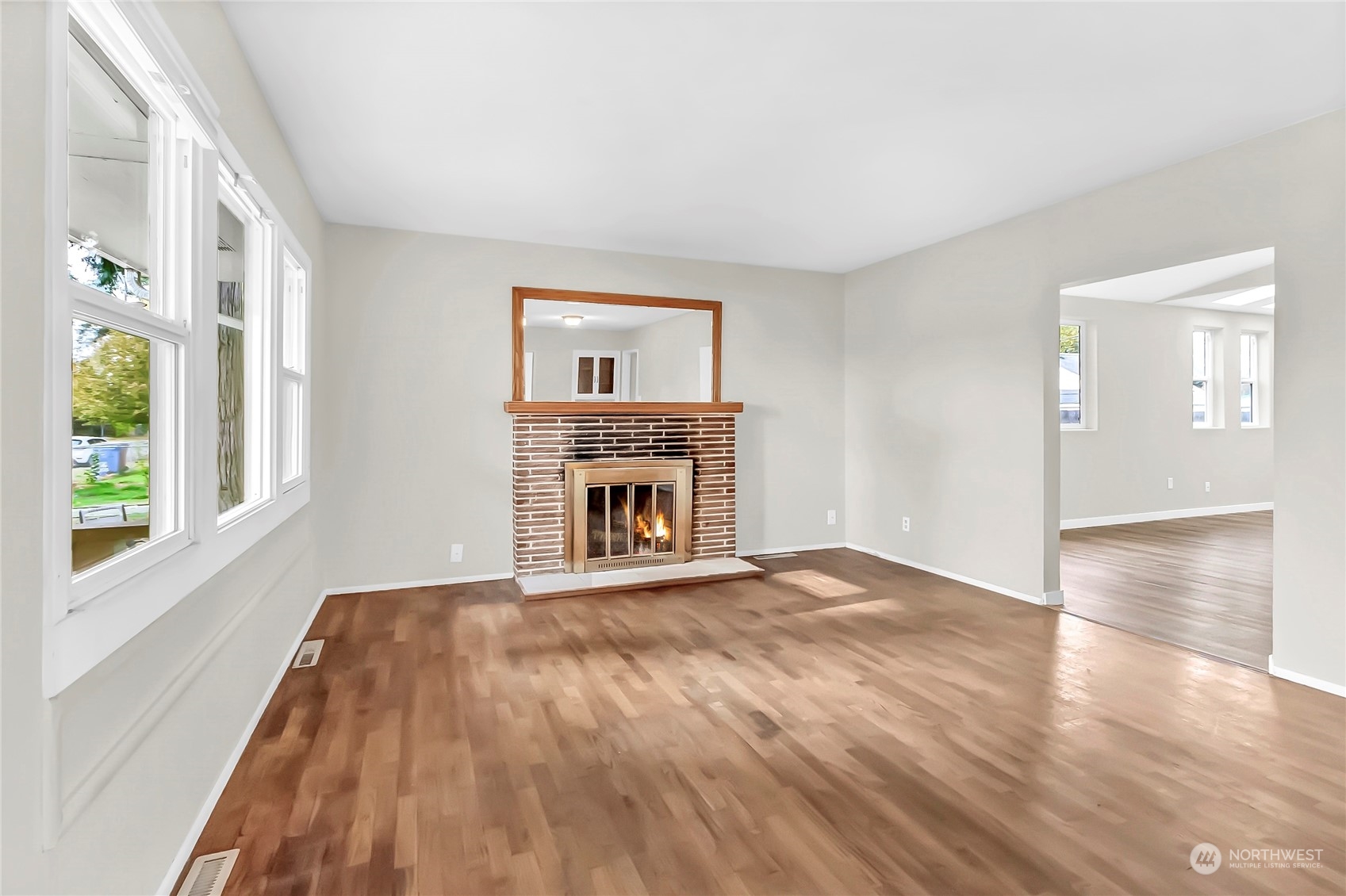 4605 S American Lake Boulevard